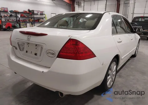 2006 Honda Accord 3.0 Ex z USA, uszkodzony, nr VIN 1HGCM66836A053491